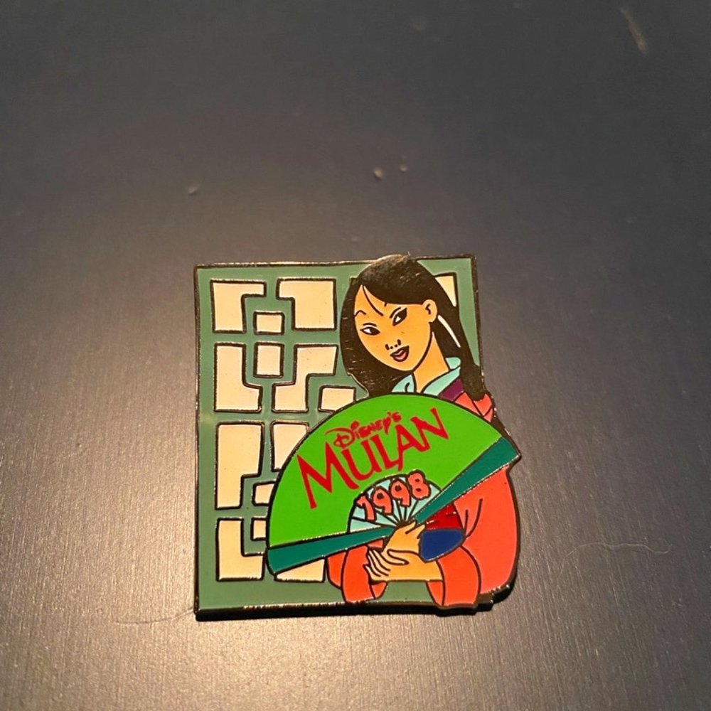 Disney Pin - Mulan Countdown to the Millennium Series